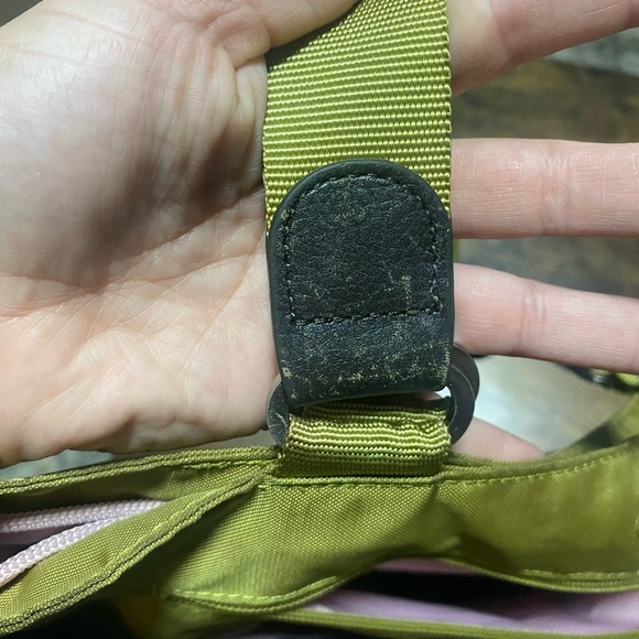 Mosey Nylon Tote All Color-block Bag Recycled Materials Sustainable - Picture 7 of 11